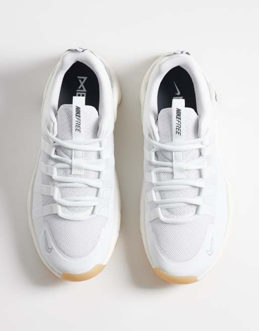 Nike Training Free Metcon 7 baskets blanches et argentées, 3 de 5