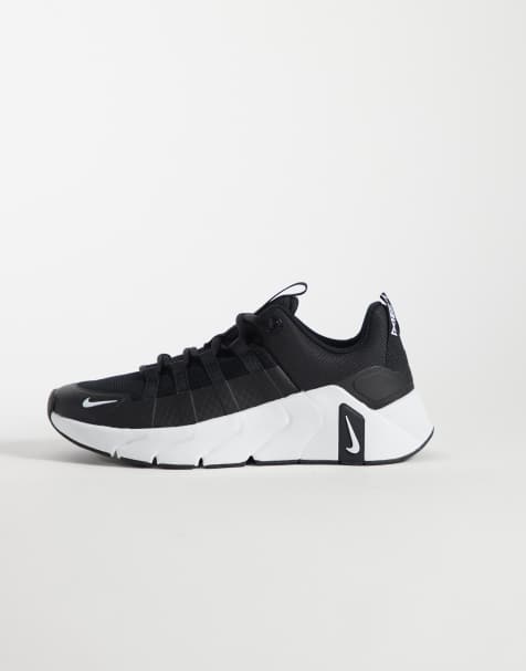 Nike Training Free Metcon 7 baskets noires et blanches - view 1