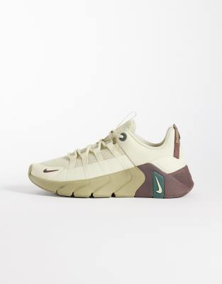 Nike Free Metcon 7 Sneakers In Neutral