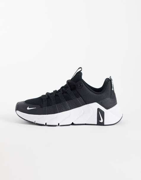 Nike Training Free Metcon 7 sneakers in black and white - view 1