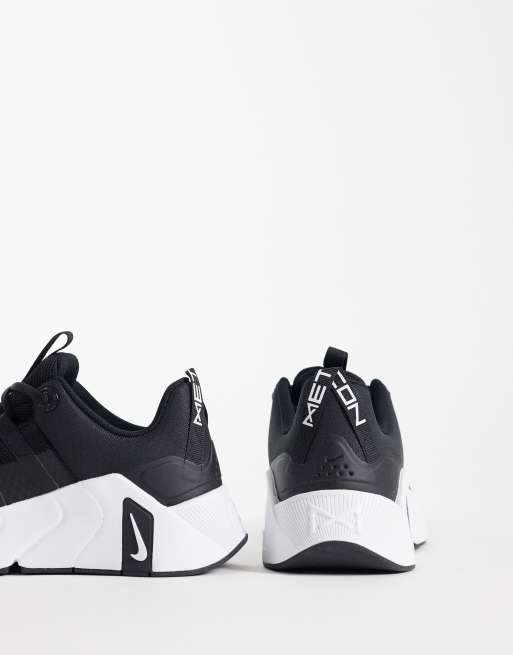 Nike Training Free Metcon 7 sneakers in black and white , 4 of 5