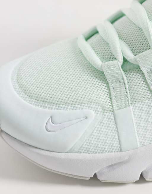 Nike Training Free Metcon 7 trainers in light green, 4 of 5