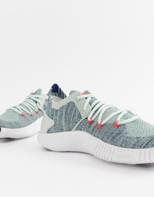 nike training free tr flyknit trainers in grey and blue