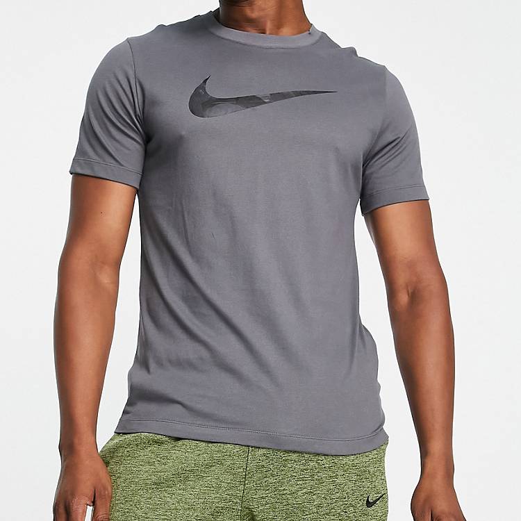 smaak beschaving Detective Nike Training Glitch Camo Dri-FIT Swoosh infill t-shirt in gray | ASOS