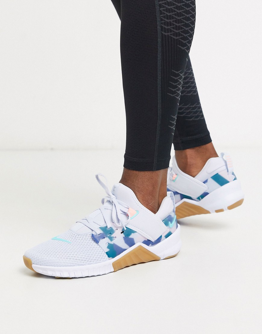 Nike Training — Grå Free Metcon 2 sneakers med kamouflageprint