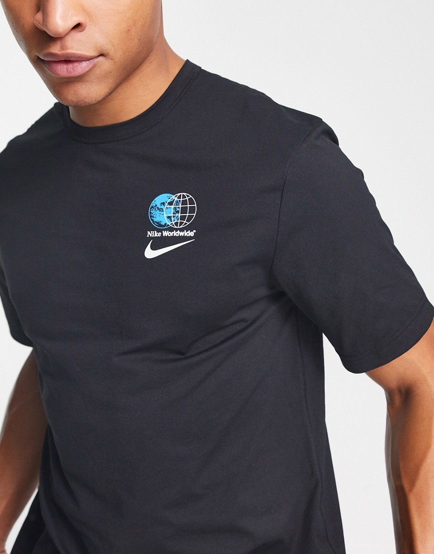 Nike Graphic T-shirt In Black