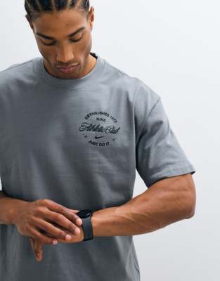 Nike Training graphic t-shirt in gray