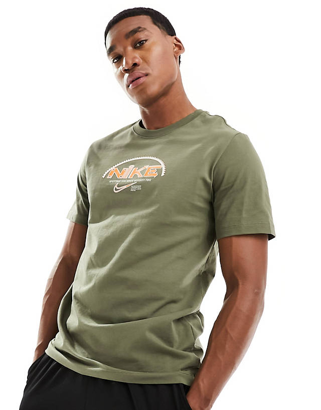 Nike Training - graphic t-shirt in olive green