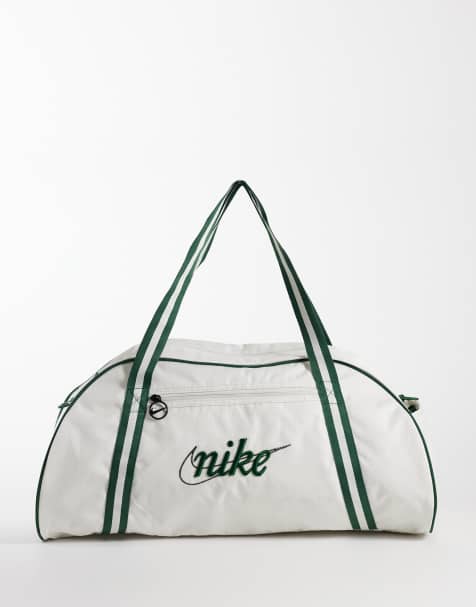 Nike Training – Gym Club Retro – Reisetasche in Beige - view 1
