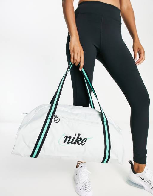 Nike Training – Gym Club – Sporttasche in Minzgrün ASOS