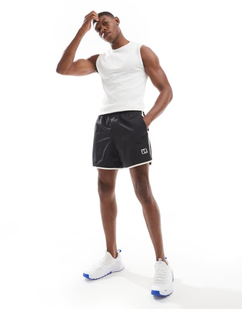 Nike Training Heritage 5-inch shorts in black - view 1