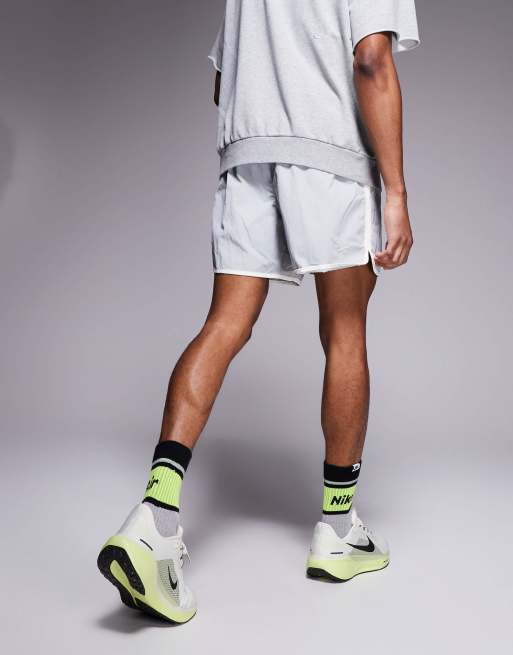 Nike Training Heritage 5 inch shorts in gray