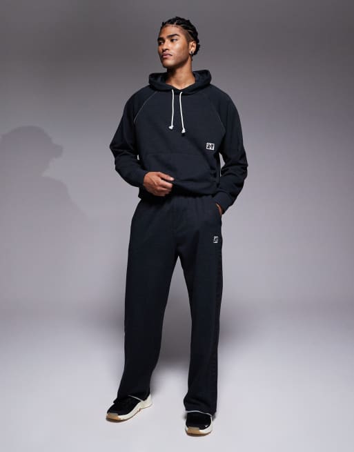 Nike Training Heritage Dri-FIT joggers in black, 2 of 5