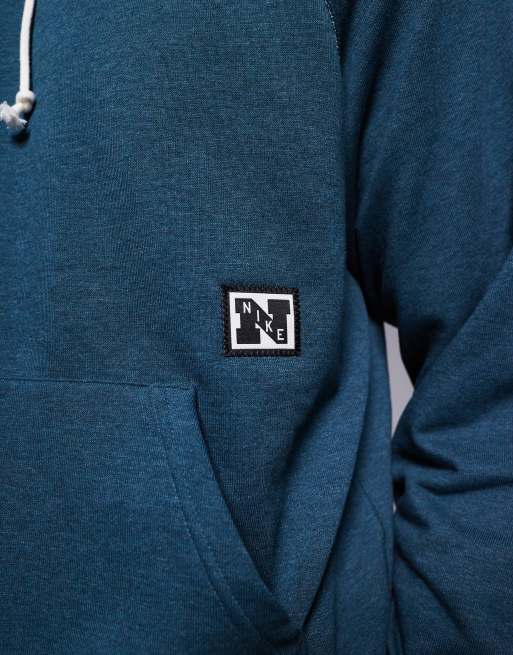 Nike Training – Heritage Dri-FIT – Kapuzenpullover in Blau, 5 von 5