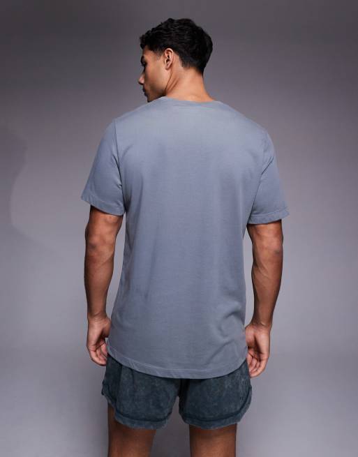 Nike Training - Heritage - Dri-FIT - Short in donkergrijs, 3 van 5