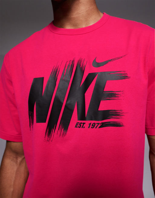 Nike Training Heritage graphic T-shirt in pink, 5 of 5