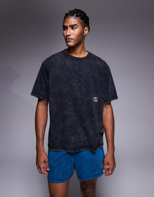 Nike Training - Heritage - T-shirt en tissu Dri-FIT - Noir