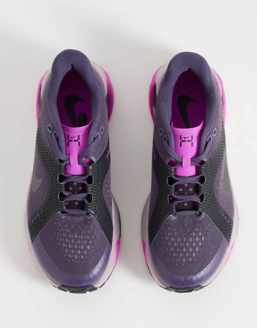 Nike Training Hybrid RN trainers in grey and purple, 3 of 5
