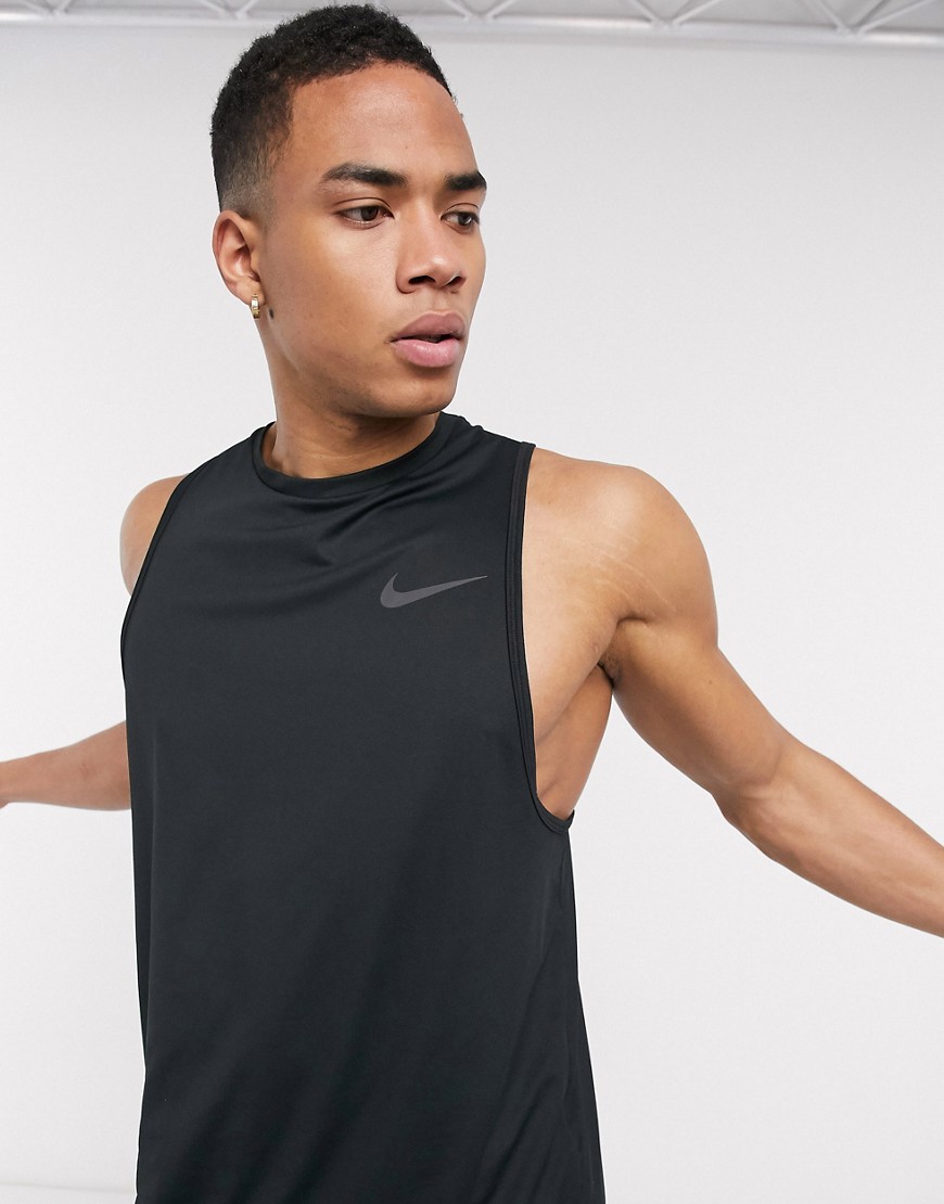 Nike Training - Hyper Dry - Hemdje in zwart