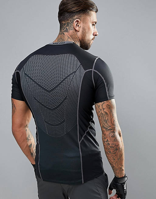 adverteren Reproduceren Geurig Nike Training Hypercool T-Shirt In Black 801239-010 | ASOS