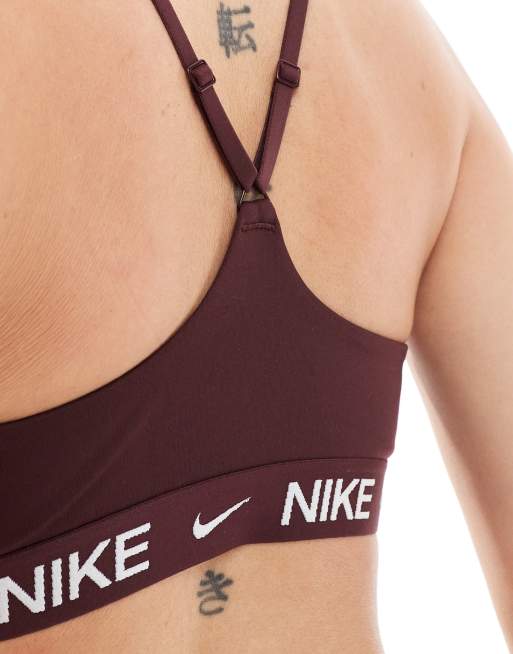 Nike Training - Indy - Brassière de sport maintien léger en tissu Dri-FIT - Bordeau, 4 de 4