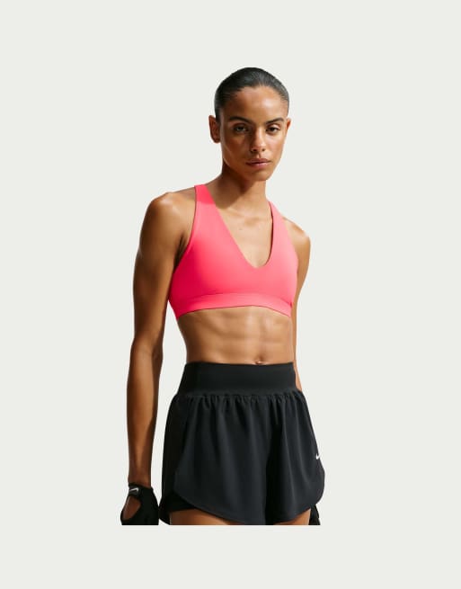 Nike Training Indy sport-bh met lichte ondersteuning en bandjes in rood, 2 van 4