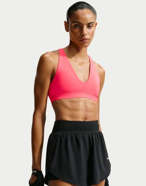 Nike Training Indy Sport-BH mit leichtem Halt und Riemchen in Rot, 2 von 4
