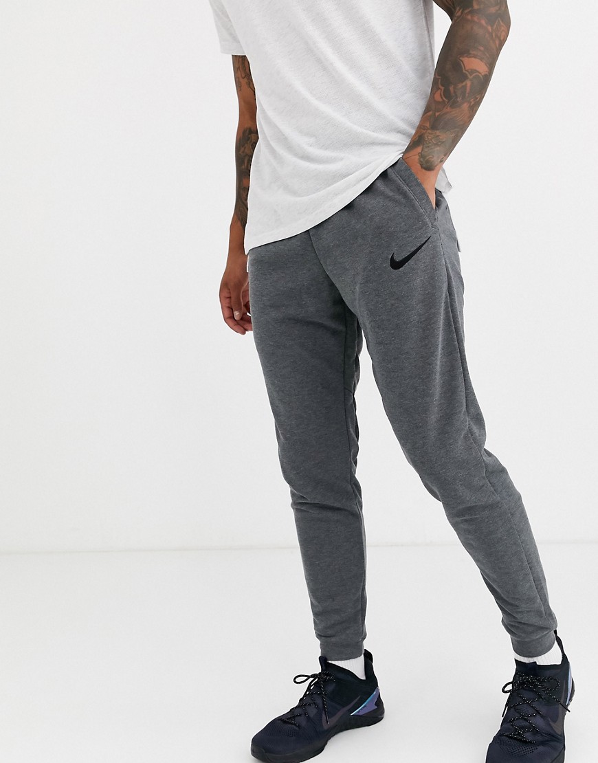 Nike Training - Joggers affusolati grigio scuro