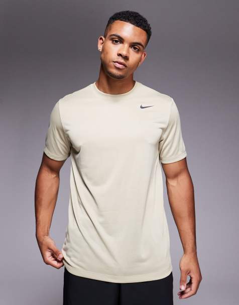 Nike Training – Legend – Beżowy T-shirt Dri-FIT - view 1