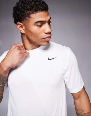 Nike Training - Legend Dri-FIT - Hvid T-shirt - view 1