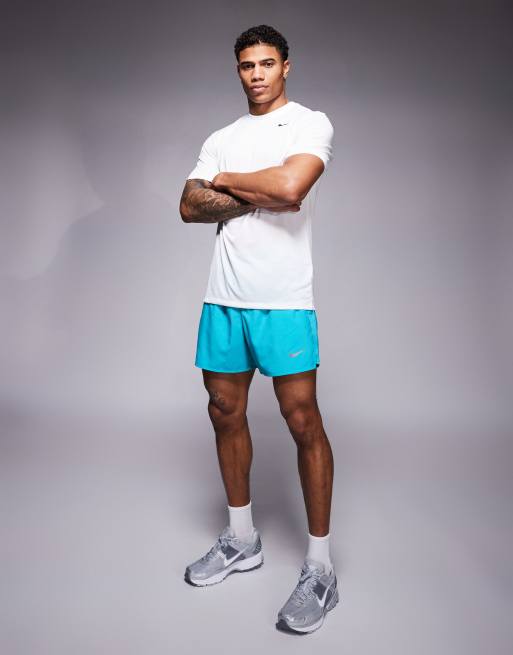 Nike Training - Legend Dri-FIT - T-shirt bianca, 4 di 4