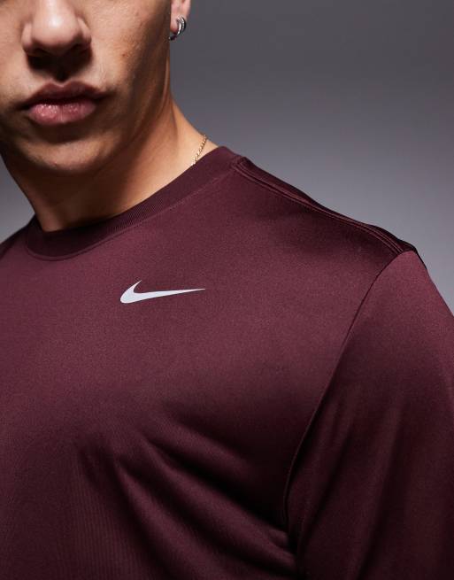 Nike Training Legend Dri-Fit t-shirt in burgundy