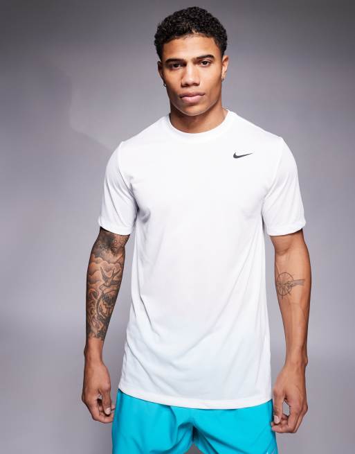 Nike Training - Legend - Dri-FIT - T-shirt in wit, 2 van 4
