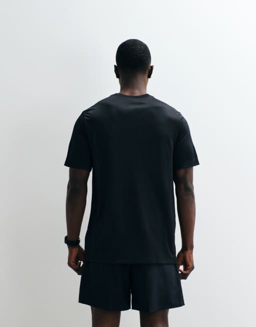 Nike Training - Legend Dri-FIT - T-shirt nera, 5 di 5
