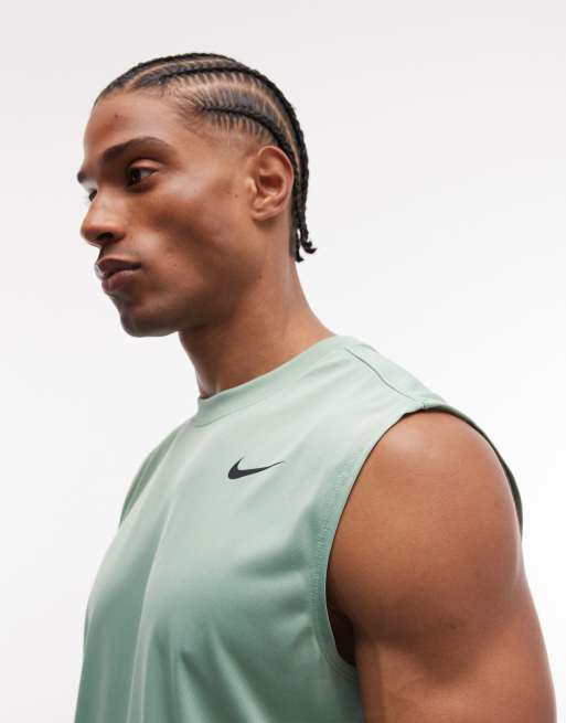 Nike Training Legend Dri-FIT vest in light green, 3 of 5