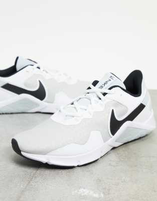 nike legend essential 2 recensioni