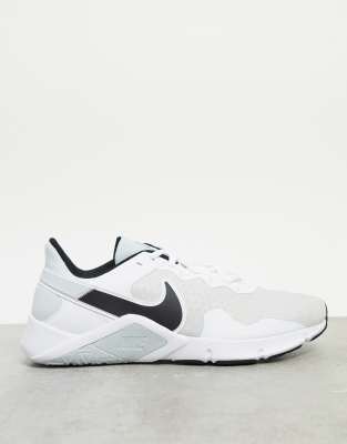nike essential 2 trainers