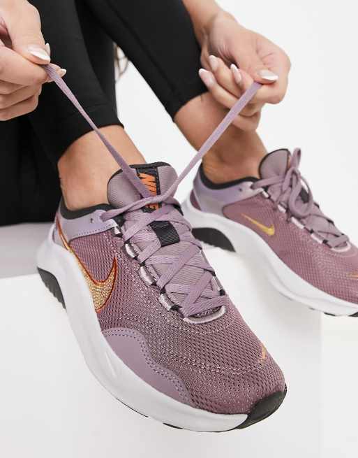 Nike Training – Legend Essential 3 – Buty sportowe w ciemnym liliowym kolorze, 2 z 4