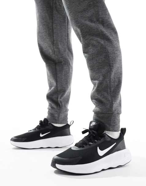 Nike Training Legend Essential 4 sneakers in black and white - view 1