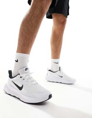 Nike Training Legend Essential 4 trainers in white and black φωτογραφία