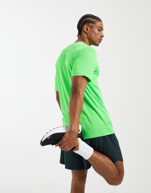 Nike Training - Legend - T-shirt en tissu Dri-FIT - Vert, 4 de 5