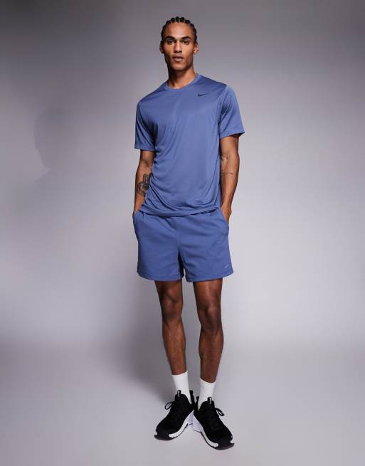 Nike Training – Legend – T-Shirt in Dunkelblau mit Logo, 2 von 5
