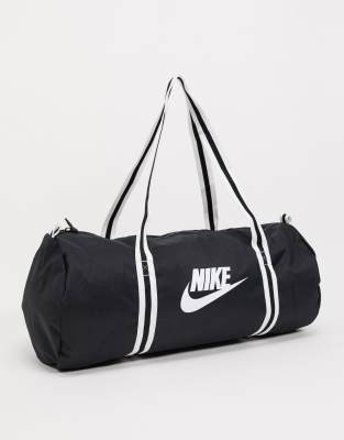 black nike holdall