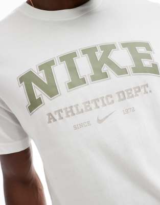NIKE LOGO T-SHIRT