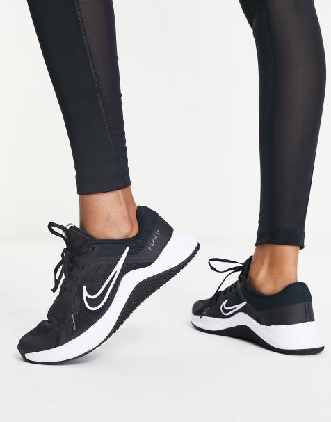 Black nike female clearance trainers