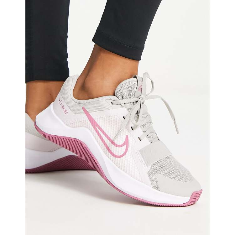 Grey nike trainers 2025 with pink tick