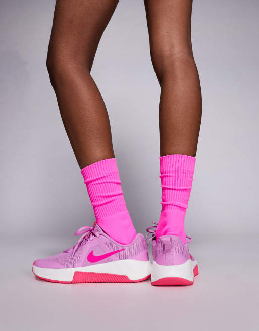 Nike Training – MC 3 – Rosa träningsskor, 2 av 5