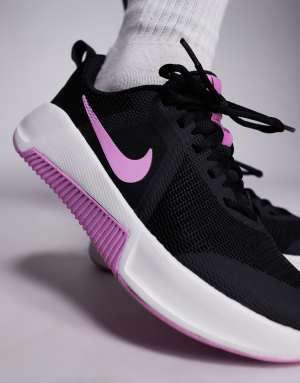 Nike Training MC 3 trainers in black and pink