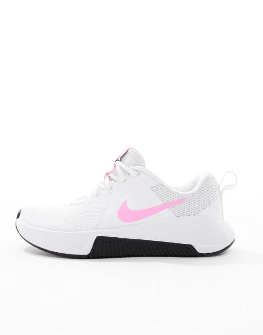 Nike Training MC 3 trainers in white and pink, 2 of 5