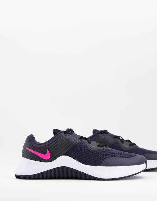 Nike Training – MC – Sneaker in Schwarz